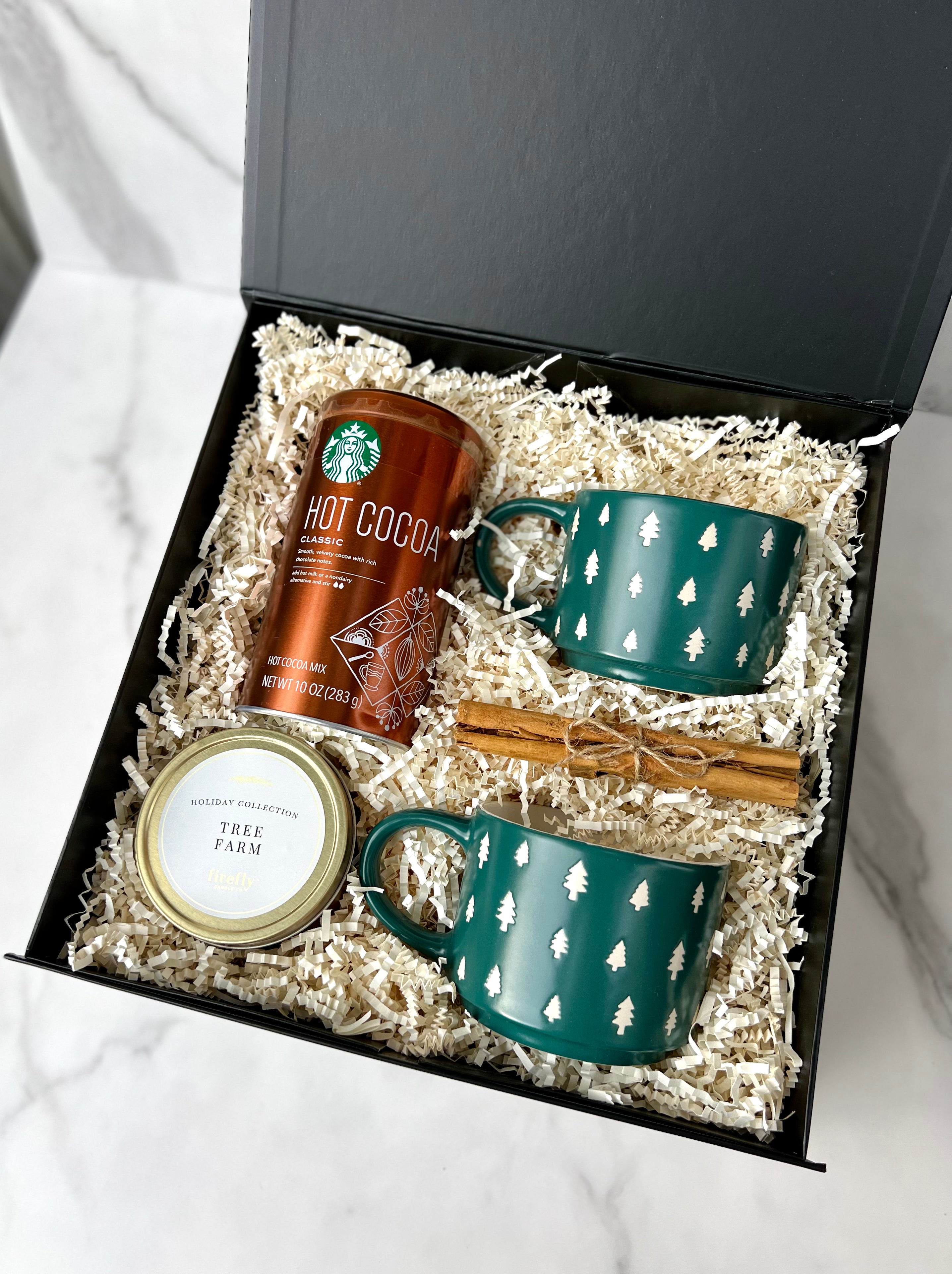 Starbucks Holiday Gift Pack - Festive Ceramic mug + Starbucks Classic Hot  Cocoa Gift